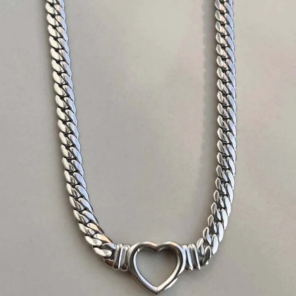 Retro Heart Necklace - 18k white gold plated